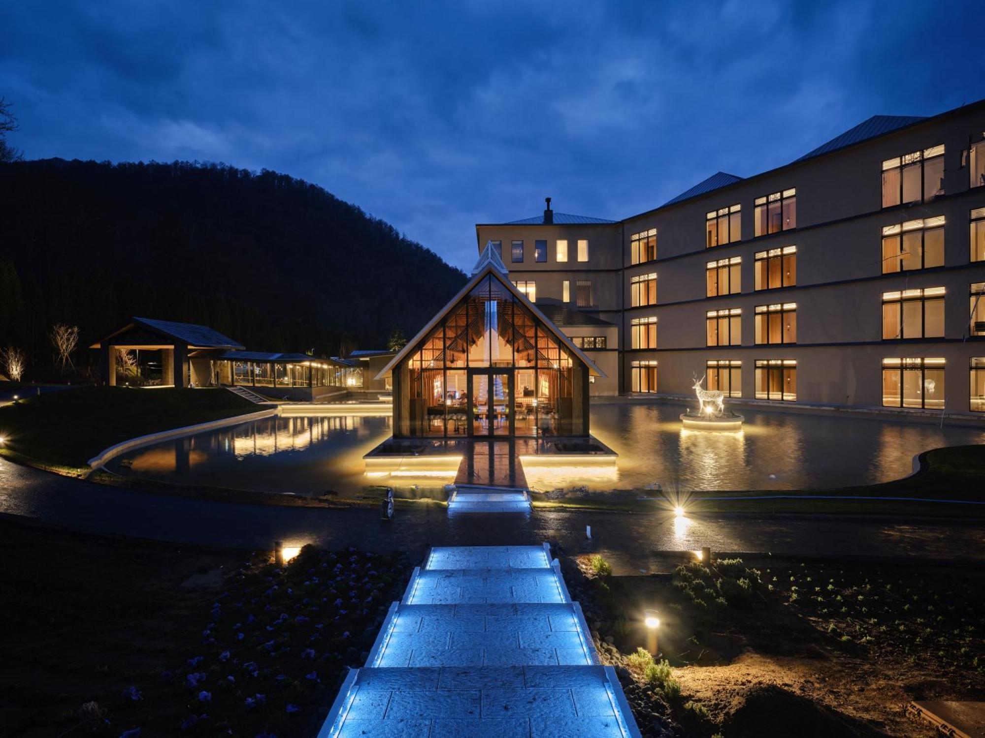 Lake Toya Tsuruga Resort Hikarinouta Toyako Esterno foto
